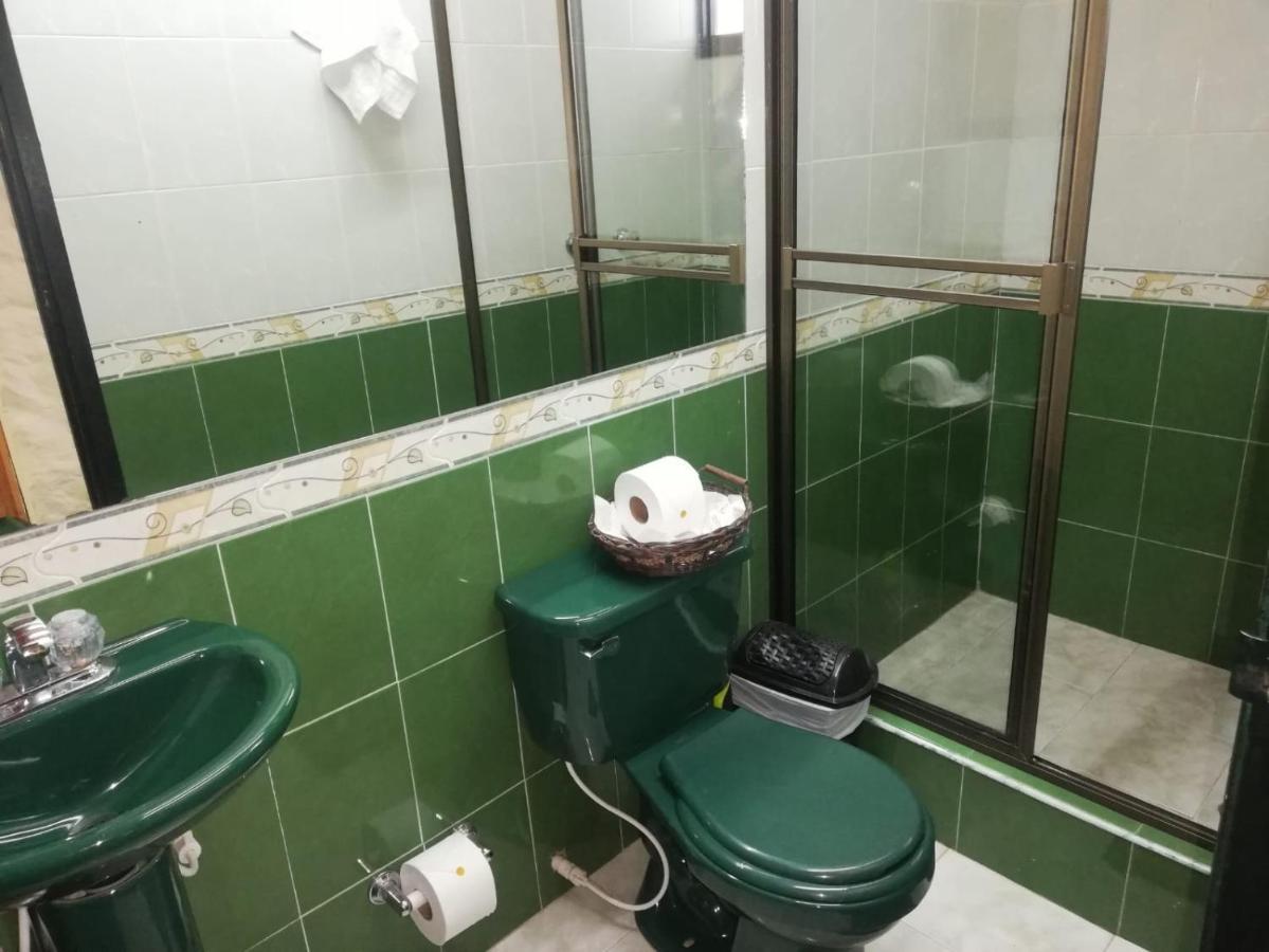 Y Centro De Convenciones Pueblito De Yerbabuena Paraiso Natural 5* Chía